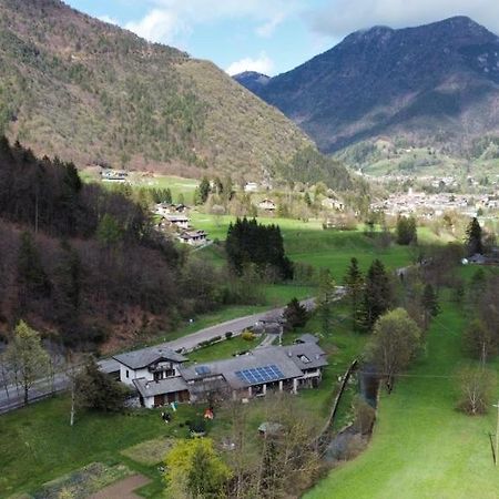 B&B Pinabel Bezzecca Buitenkant foto