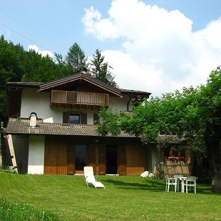 B&B Pinabel Bezzecca Buitenkant foto